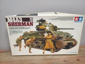 Tamiya 35250 1:35 M4A3 Sherman Tank Model Kit
